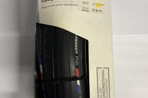 Pneu Estrada Hard-Case Lite Bontrager R2 (700x32C)